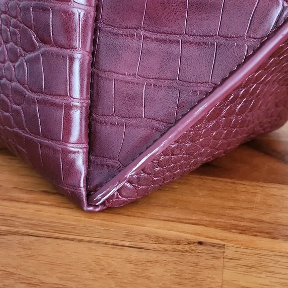 CATCH ALL TOTE CROC EFFECT - Picture 8 of 11